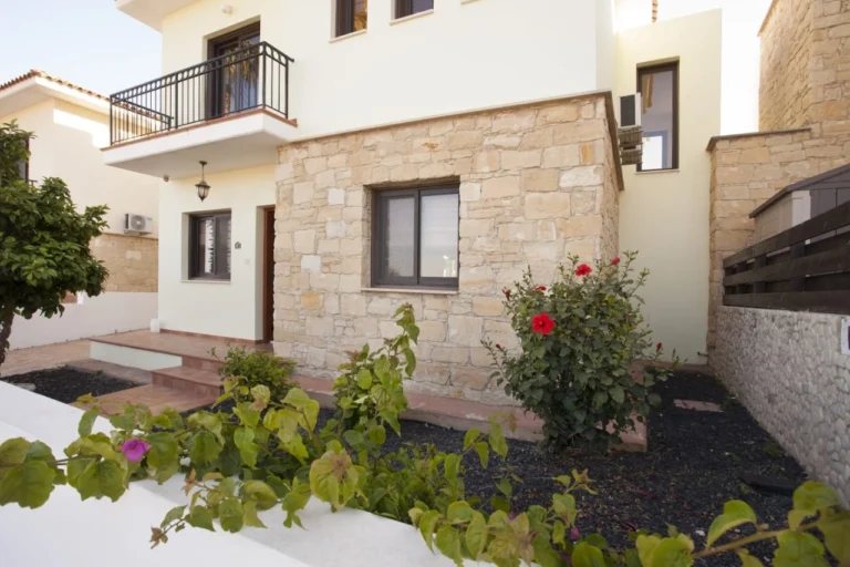 4 Bedroom House for Sale in Maroni, Larnaca District