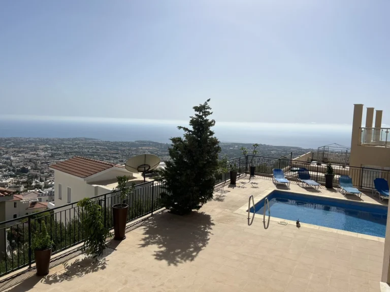 6+ Bedroom House for Sale in Pegeia, Paphos District