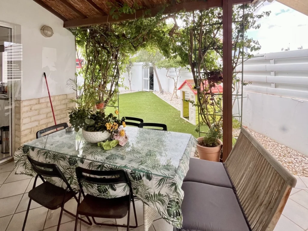 3 Bedroom House for Sale in Strovolos, Nicosia District