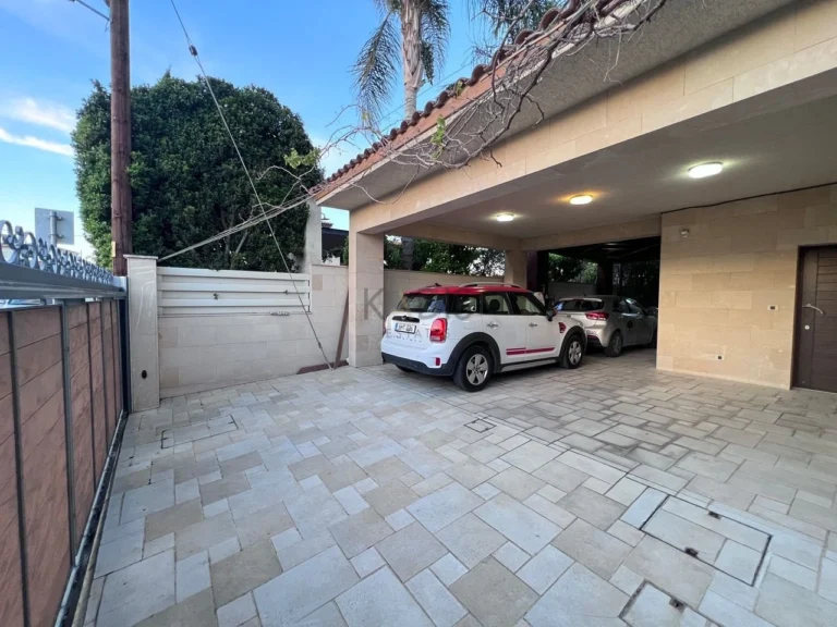 5 Bedroom House for Sale in Engomi, Nicosia District