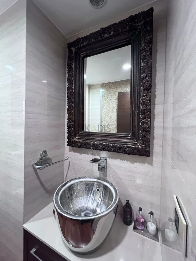 5 Bedroom House for Sale in Engomi, Nicosia District