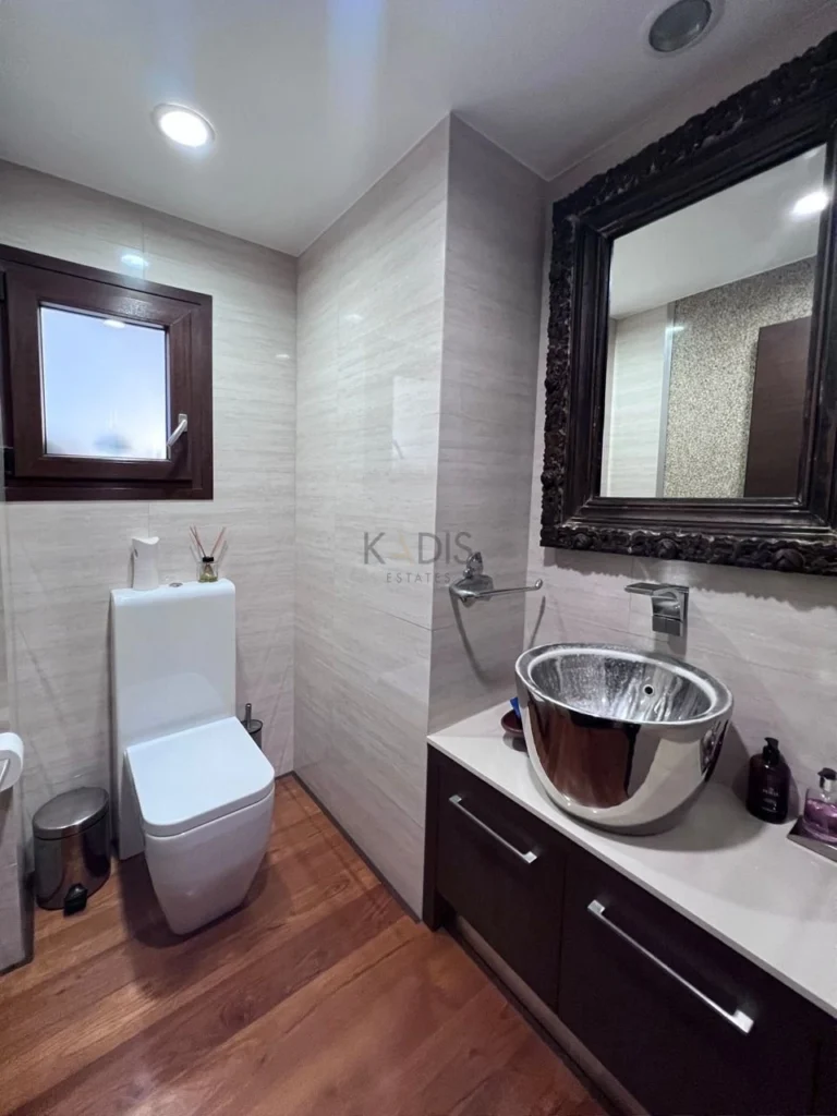 5 Bedroom House for Sale in Engomi, Nicosia District