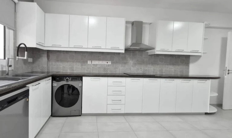 3 Bedroom Apartment for Sale in Limassol – Mesa Geitonia