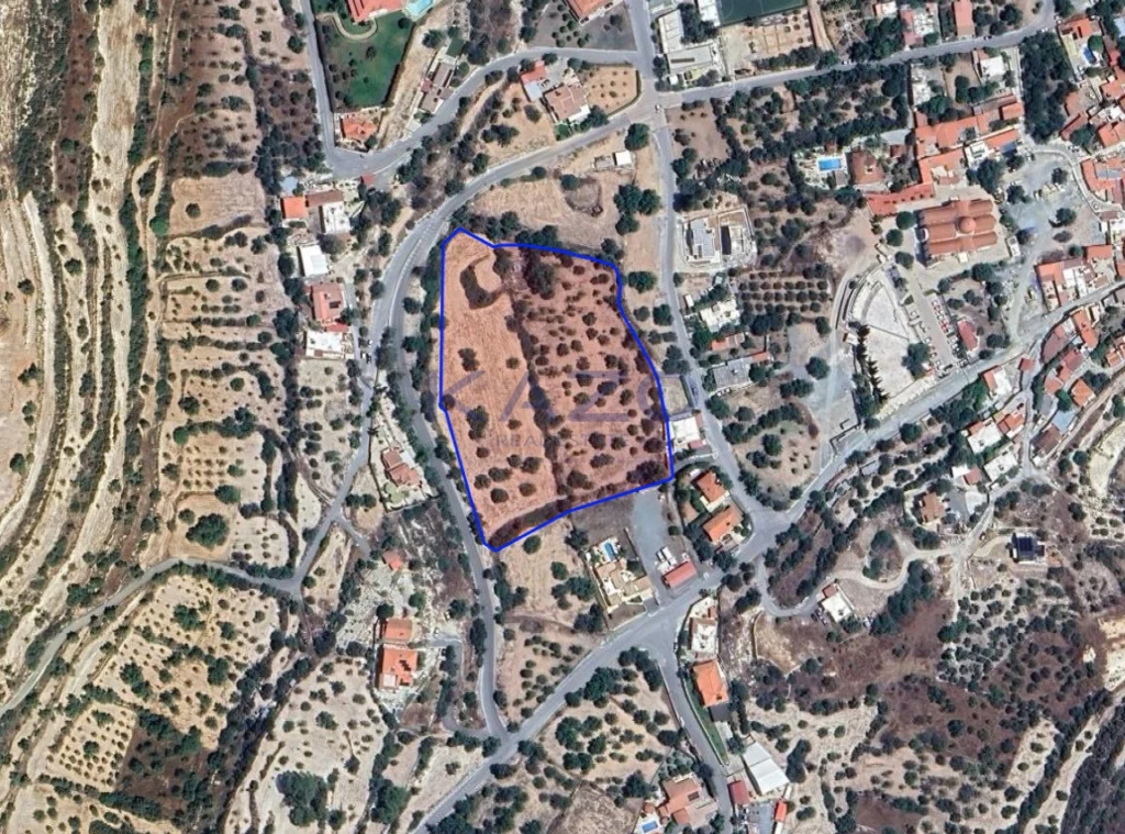 13,360m² Plot for Sale in Apesia, Limassol District