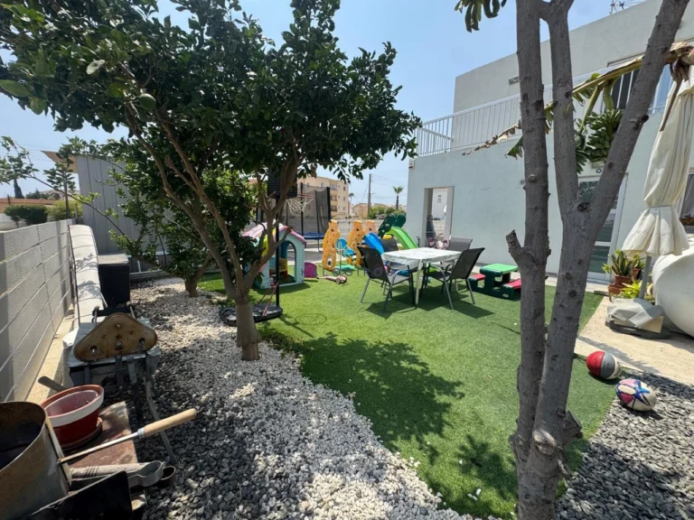 3 Bedroom House for Sale in Oroklini, Larnaca District