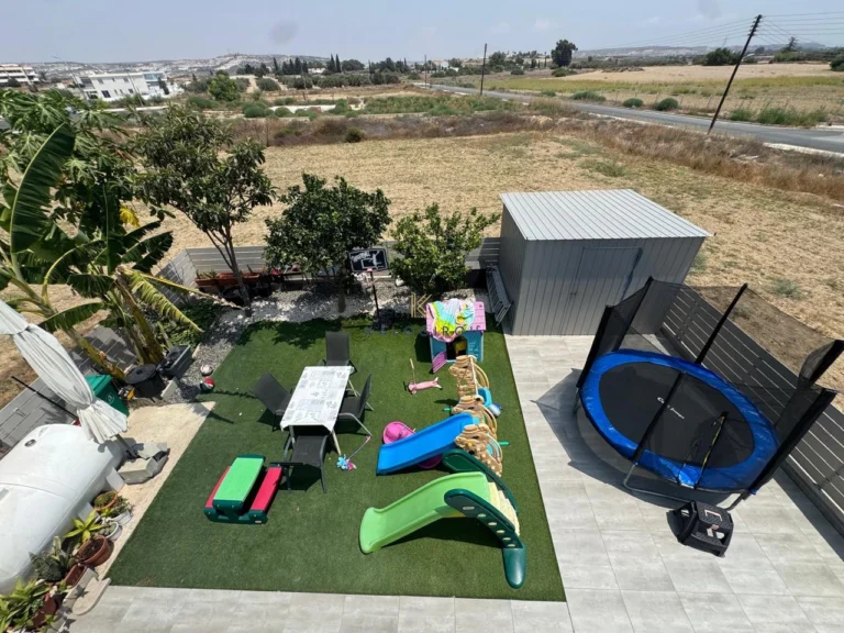 3 Bedroom House for Sale in Oroklini, Larnaca District