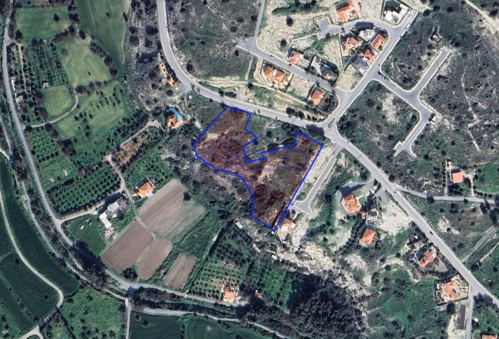 9,970m² Plot for Sale in Kalavasos, Larnaca District