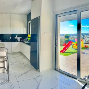 Дом с 3 спальнями в аренду в Лимассоле – Агия Фила