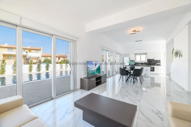 Cheap Houses and Villas for Sale Famagusta up to 1000000 euro