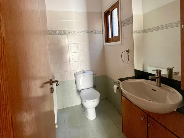 3 Bedroom House for Sale in Agios Dometios, Nicosia District