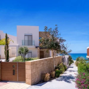 6+ Bedroom House for Sale in Chlorakas, Paphos District
