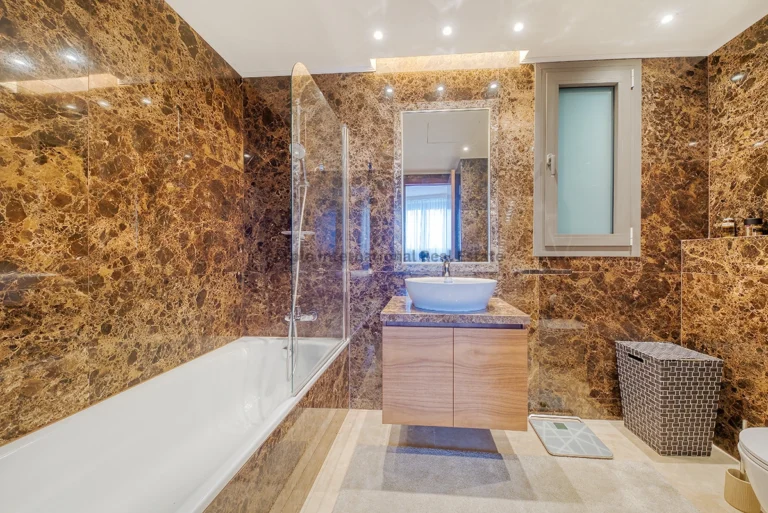 3 Bedroom Apartment for Sale in Agios Tychonas, Limassol District