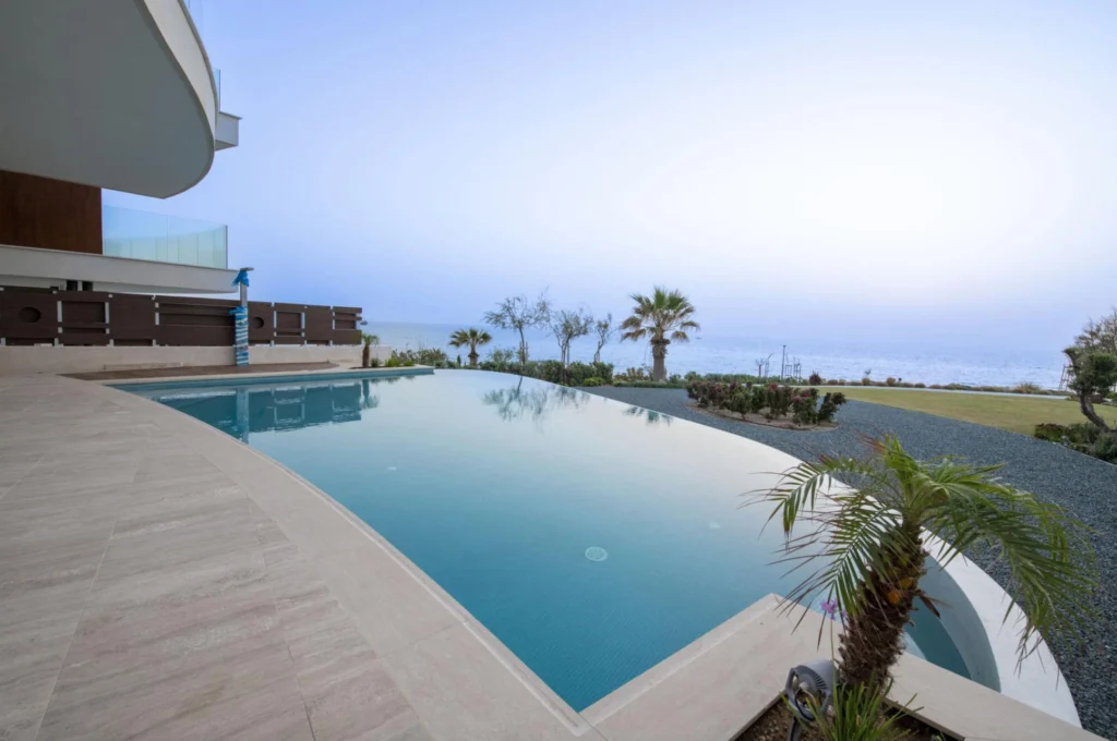 6+ Bedroom House for Sale in Chlorakas, Paphos District