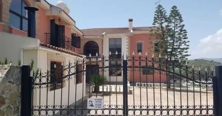 5 Bedroom House for Sale in Prastio Kellakiou, Limassol District