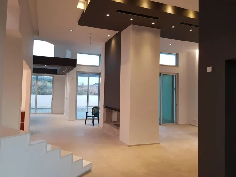 4 Bedroom House for Sale in Moni, Limassol District