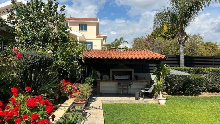 5 Bedroom House for Sale in Limassol – Agios Athanasios