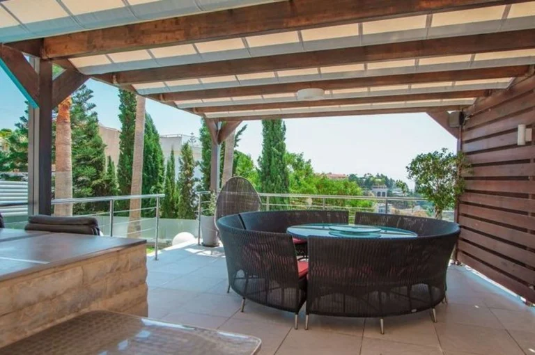 5 Bedroom House for Sale in Armenochori, Limassol District