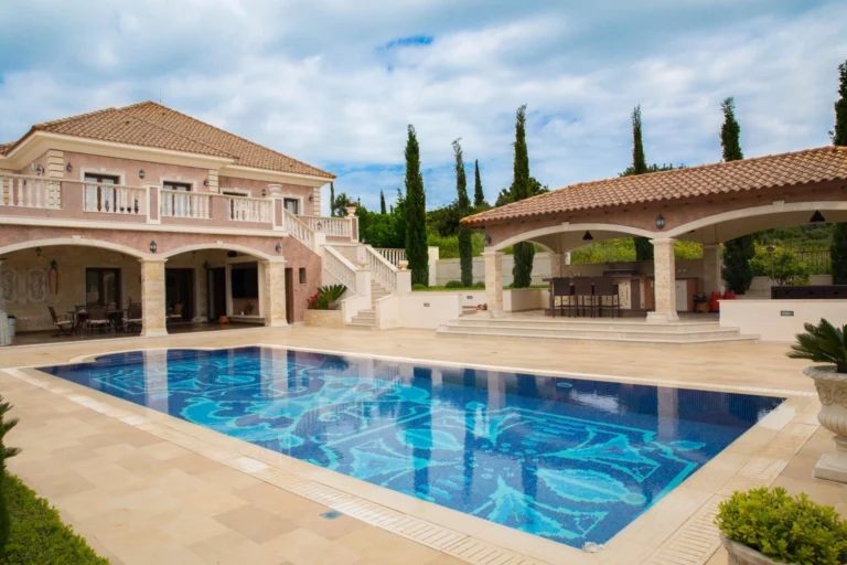 840m² House for Sale in Aphrodite Hills, Paphos District