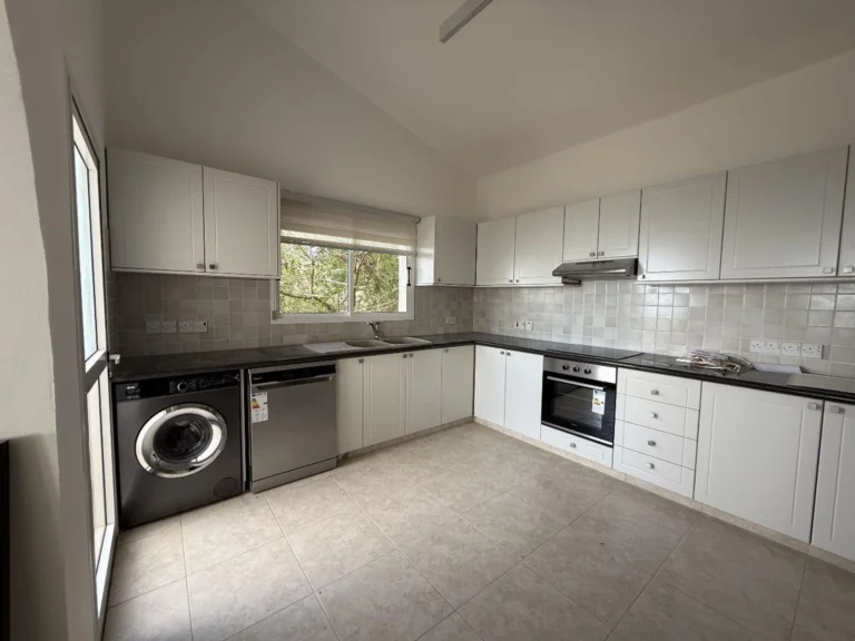 5 Bedroom House for Sale in Tala, Paphos District