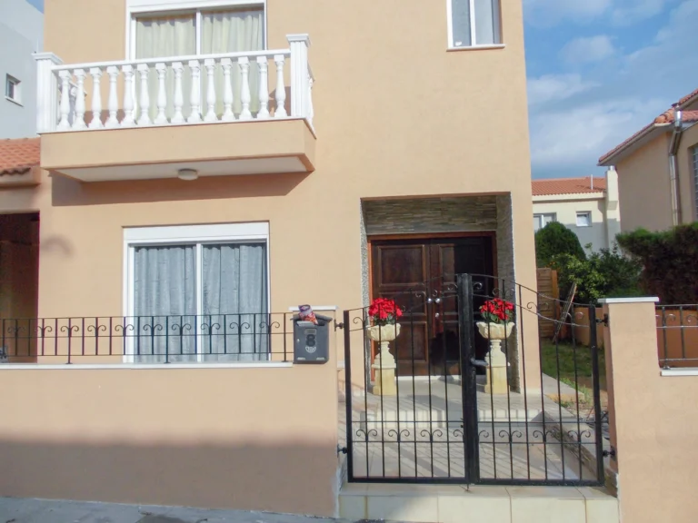 3 Bedroom House for Sale in Potamos Germasogeias, Limassol District