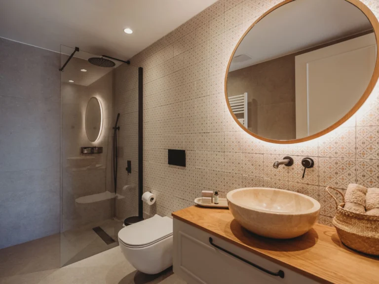 6+ Bedroom House for Sale in Larnaca – Kokkines