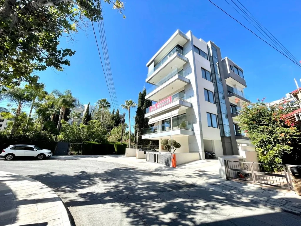 3 Bedroom Apartment for Sale in Potamos Germasogeias, Limassol District