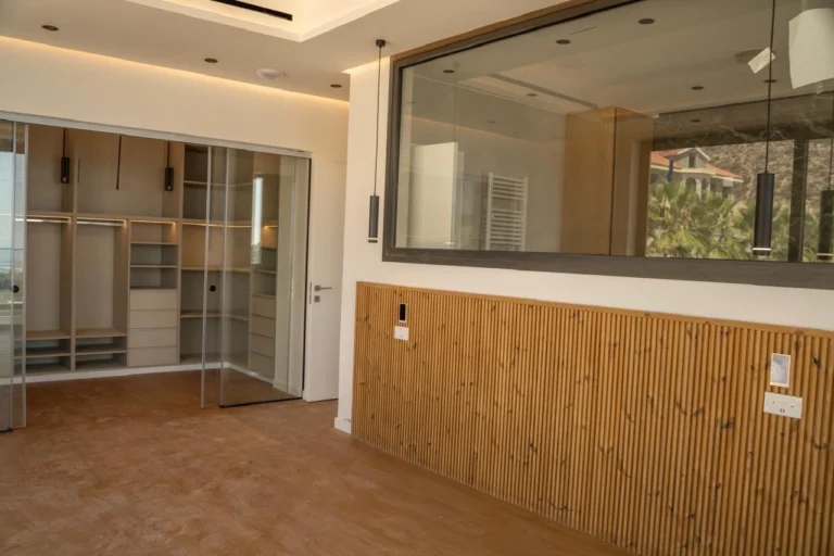 5 Bedroom House for Sale in Limassol – Mesa Geitonia