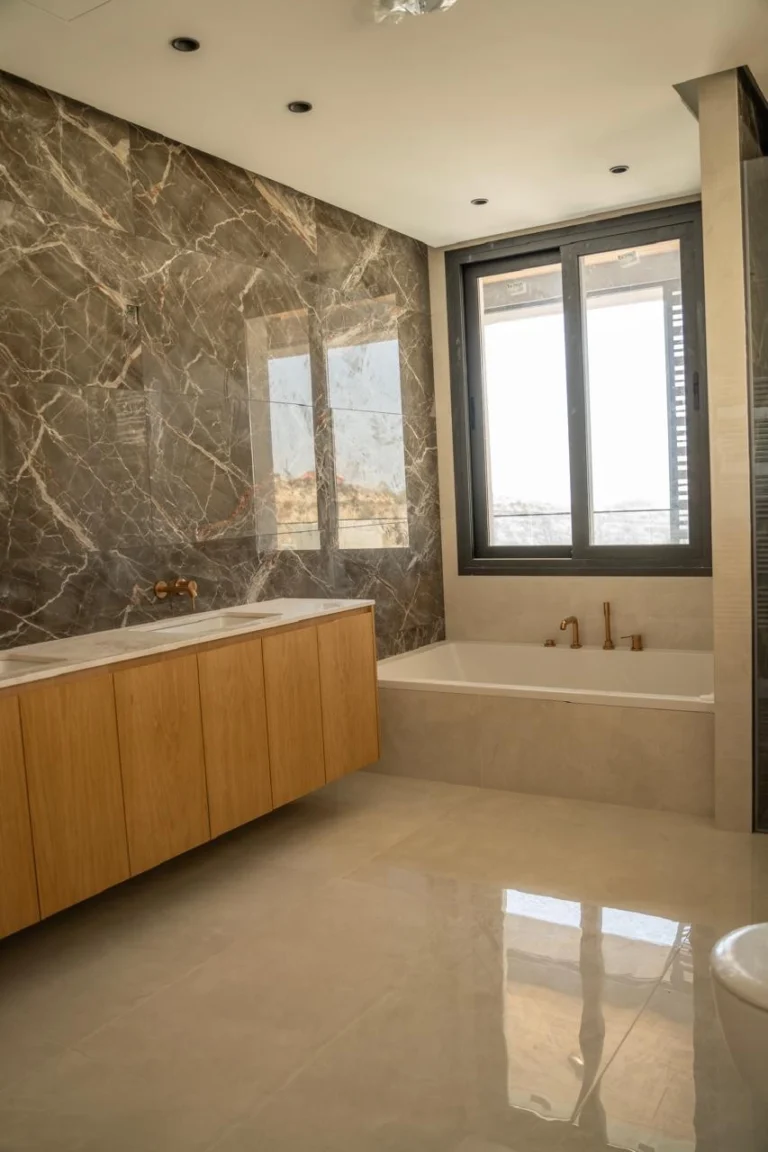 5 Bedroom House for Sale in Limassol – Mesa Geitonia