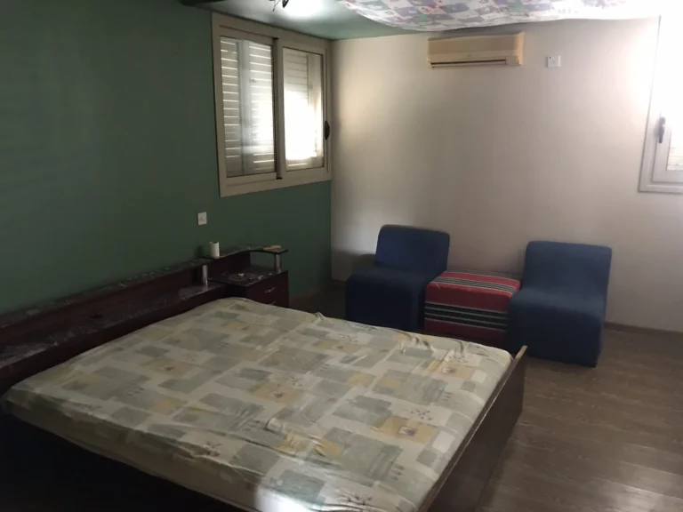 4 Bedroom Apartment for Sale in Agioi Omologites, Nicosia District