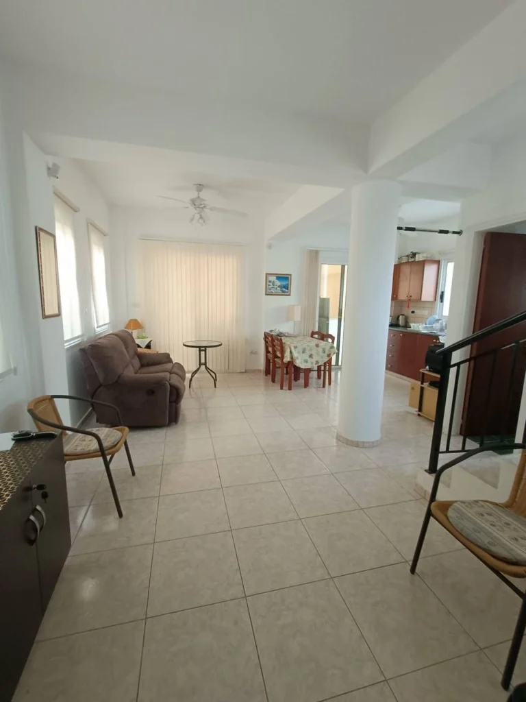 Cheap Houses and Villas for Sale Paphos up to 400000 euro