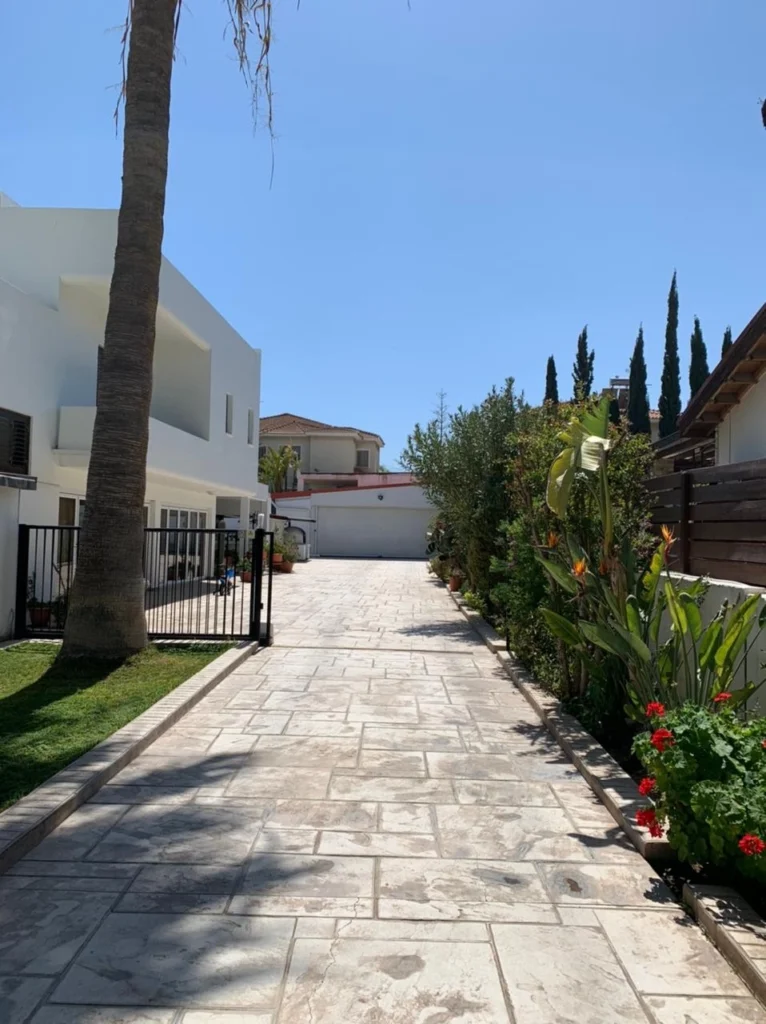 3 Bedroom House for Sale in Larnaca