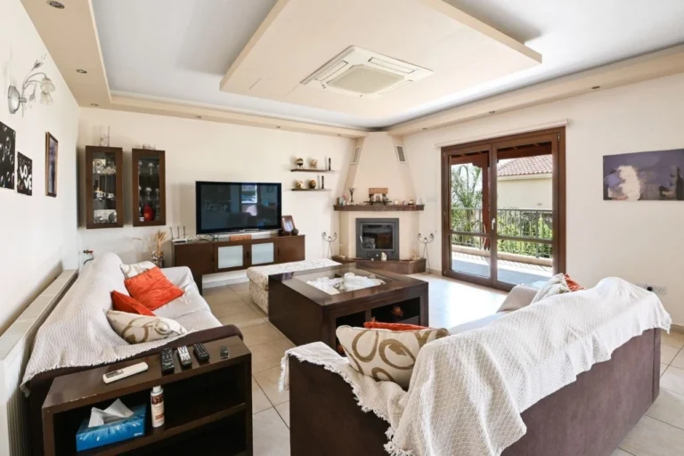 4 Bedroom House for Sale in Limassol – Agia Fyla