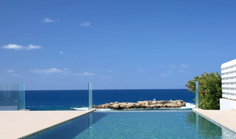 5 Bedroom House for Sale in Pegeia, Paphos District