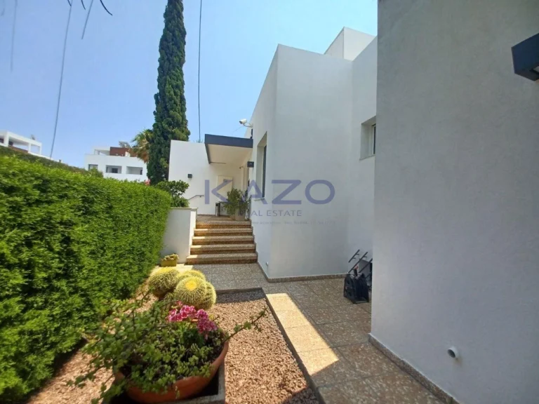 387m² House for Sale in Agios Tychonas, Limassol District