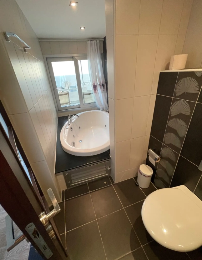 3 Bedroom Apartment for Sale in Agios Tychonas, Limassol District