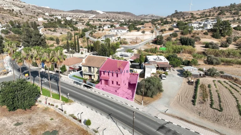 4 Bedroom House for Sale in Agia Anna, Larnaca District