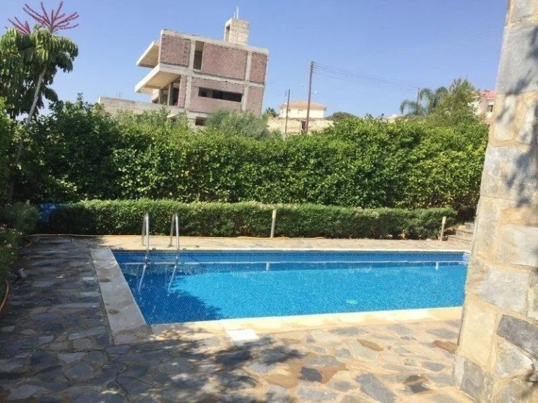 4 Bedroom House for Sale in Limassol – Agios Athanasios