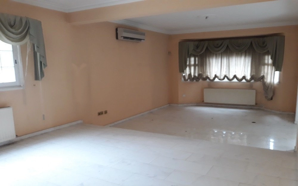 4 Bedroom House for Sale in Strovolos, Nicosia District