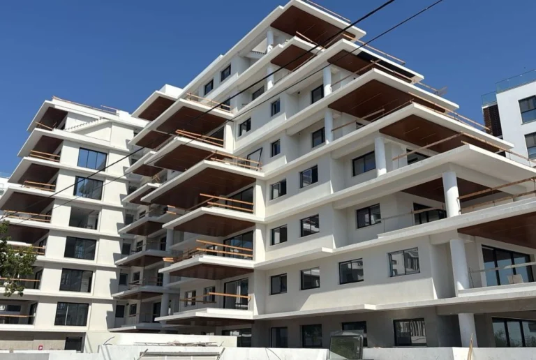 3 Bedroom Apartment for Sale in Larnaca – Makenzy