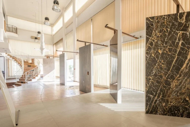 Κτίριο 497m² προς πώληση στην Έγκωμη, Επαρχία Λευκωσίας