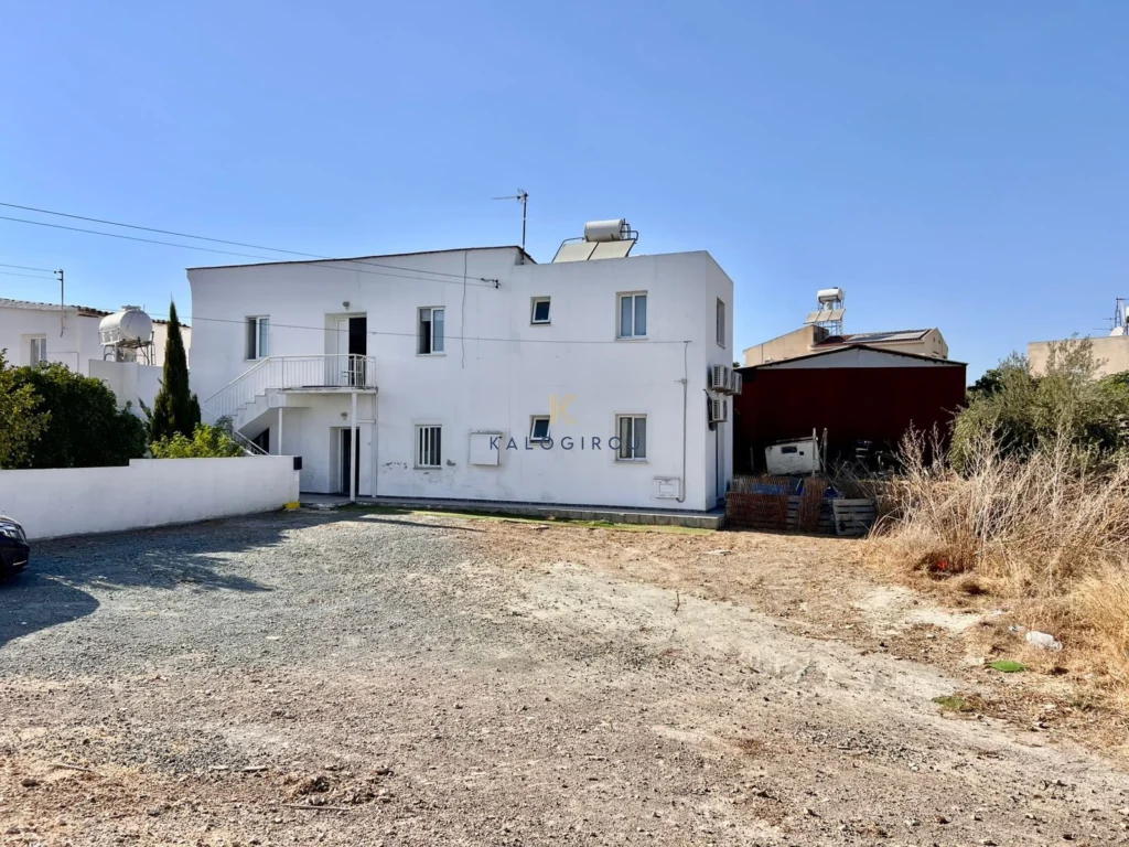 120m² Building for Sale in Livadia Larnakas, Larnaca District