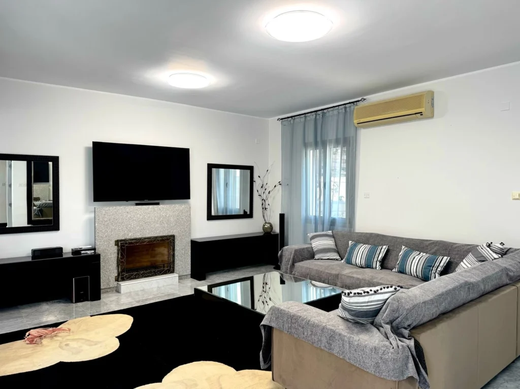 3 Bedroom House for Sale in Agios Tychonas, Limassol District