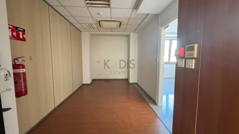 Κτίριο 1410m² προς ενοικίαση στην Επαρχία Λεμεσού