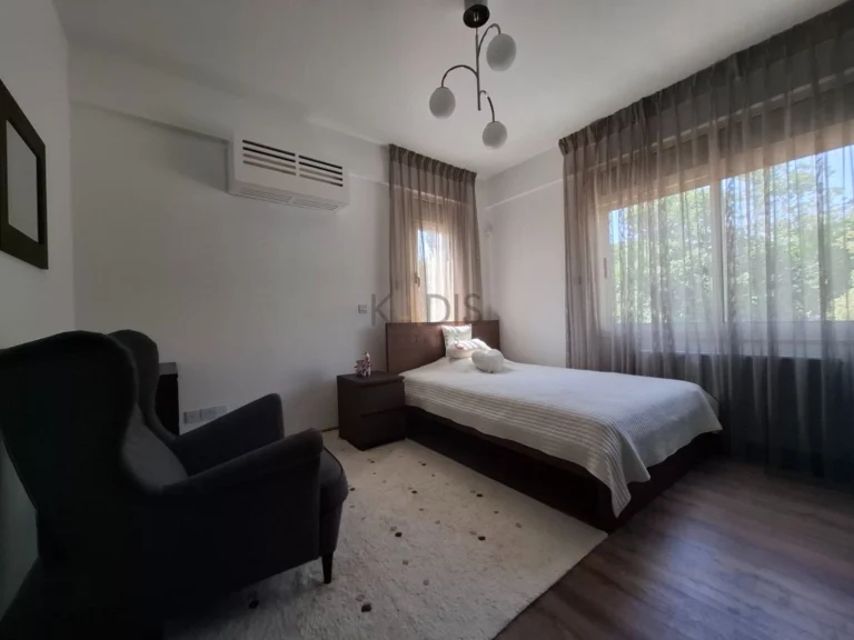 5 Bedroom House for Sale in Pyrgos Lemesou, Limassol District