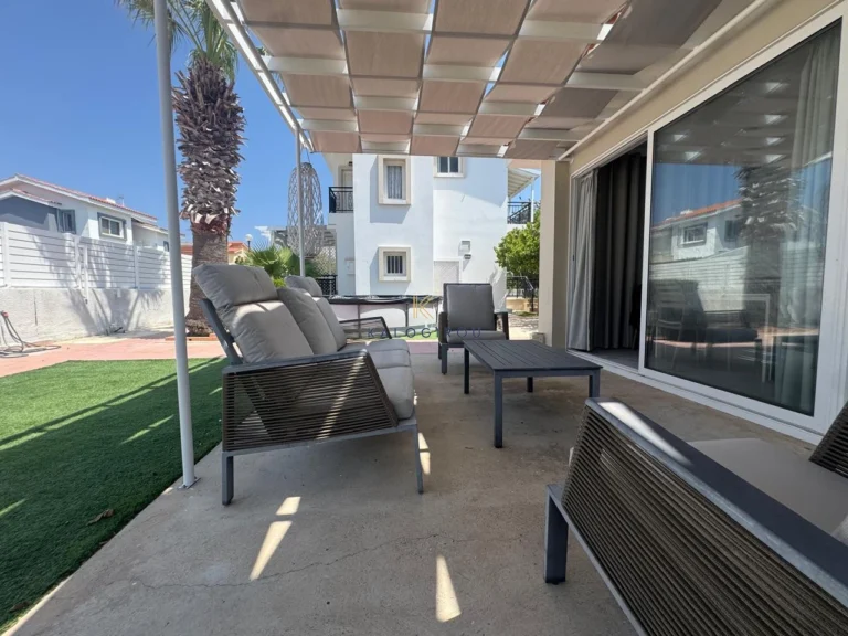 3 Bedroom House for Rent in Pervolia Larnacas