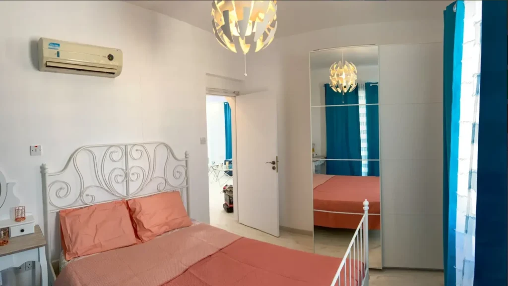 2 Bedroom Apartment for Sale in Paphos – Universal
