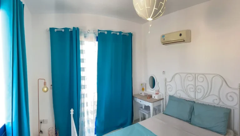 2 Bedroom Apartment for Sale in Paphos – Universal