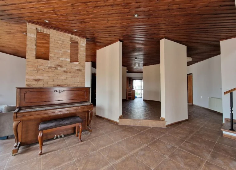 6+ Bedroom House for Sale in Lakatameia – Agios Nikolaos, Nicosia District