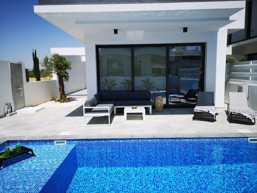 4 Bedroom House for Sale in Oroklini, Larnaca District