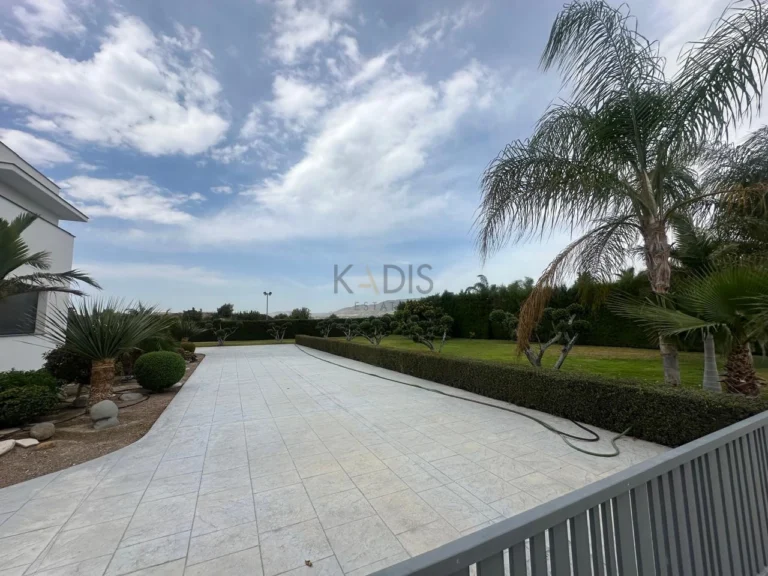 4 Bedroom House for Sale in Moni, Limassol District